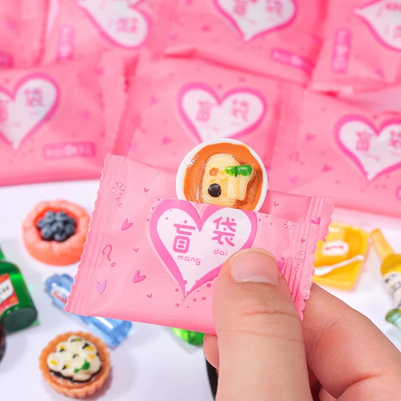 Random Style Bag Miniature Foo - огляд і ціна Food Drink Snacks