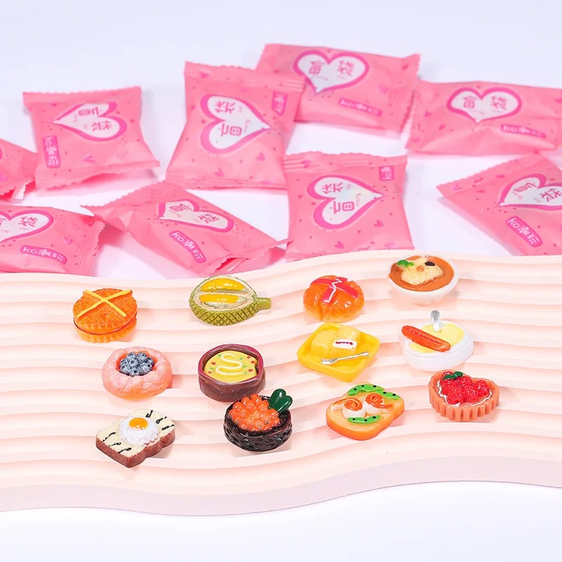 Random Style Bag Miniature Foo - огляд і ціна Food Drink Snacks
